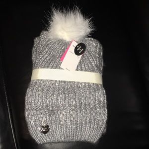 Snood and beanie set